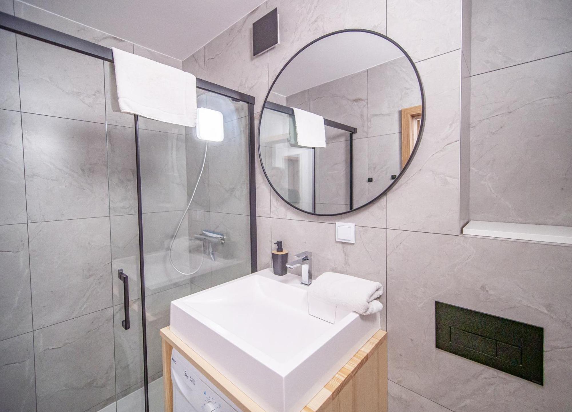 Apartament Dworska Danzica Esterno foto